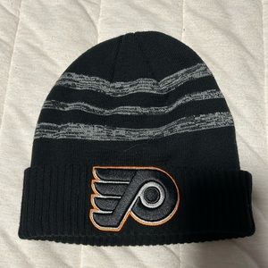 Flyers beanie